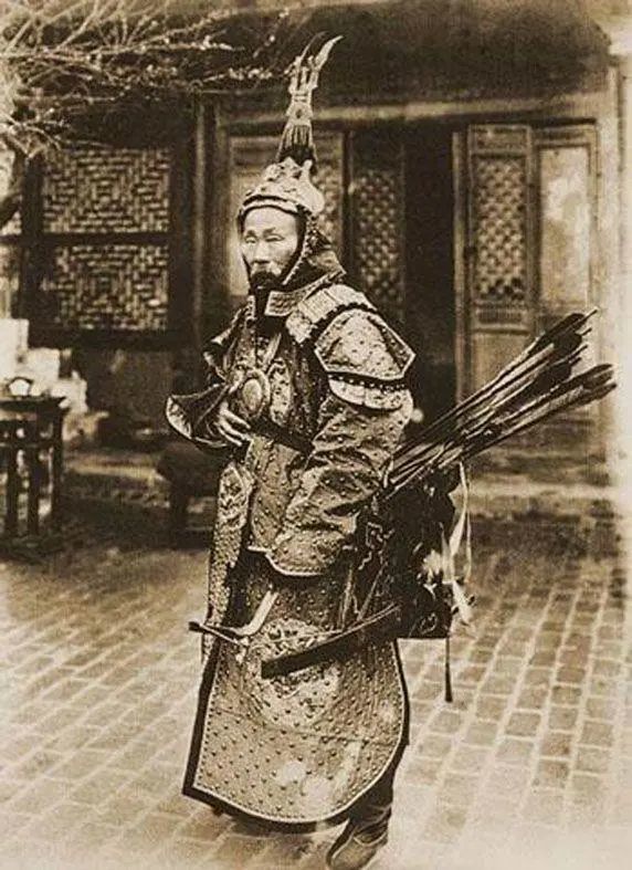 清朝大将军的真实长相:多尔衮富态十足,图5为袁世凯年轻的照片
