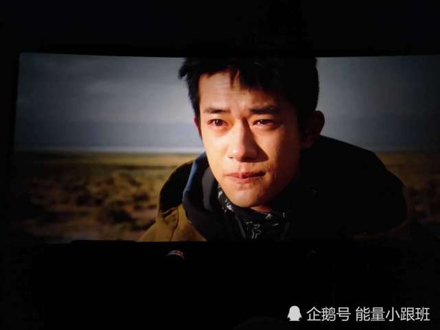 易烊千玺,刘浩存主演的《送你一朵小红花》票房破九亿