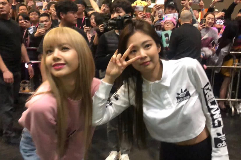 blackpink背景图一起呵护最好的真傻
