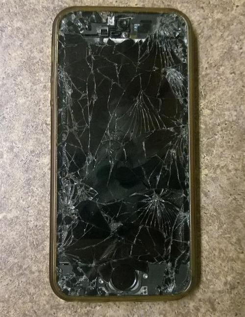 为什么现在手机都用玻璃后壳了金属不是更耐摔吗看完长知识了