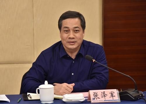 张兰,张泽军到岳阳征求省人大代表意见