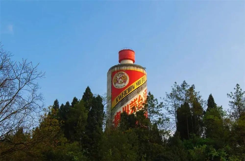 茅台比深圳gdp高_深圳gdp变化图(2)