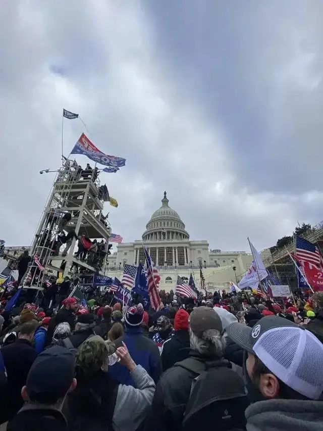 史无前例!受损的不止国会山