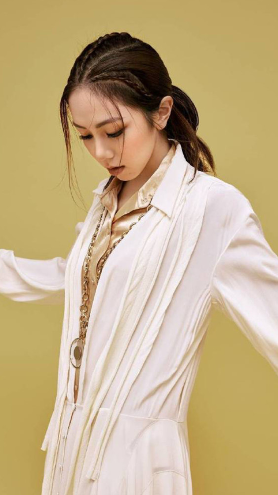 邓紫棋,扎辫子,演绎帅气嘻哈
