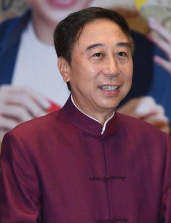 2004年,冯巩遭小保姆性勒索:我要50万分手费,不然公开