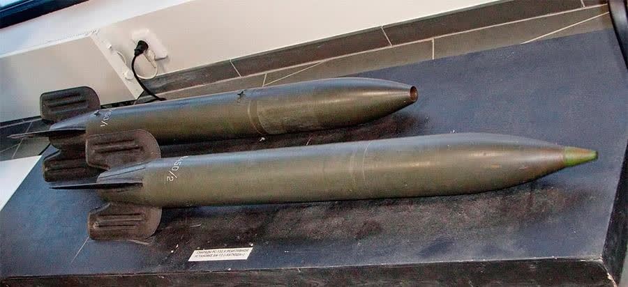 bm-13使用的m-13型132毫米火箭弹