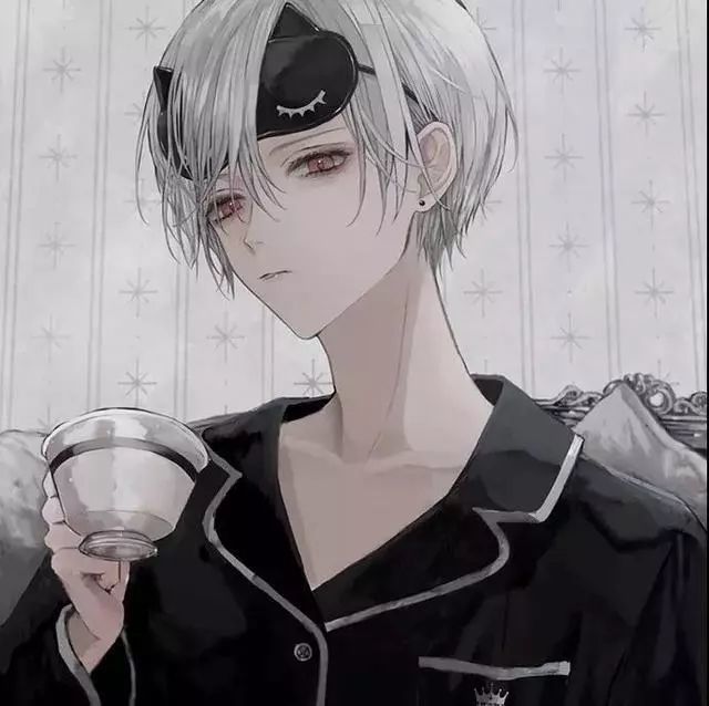 动漫男生头像无人问津的港口总是开满鲜花