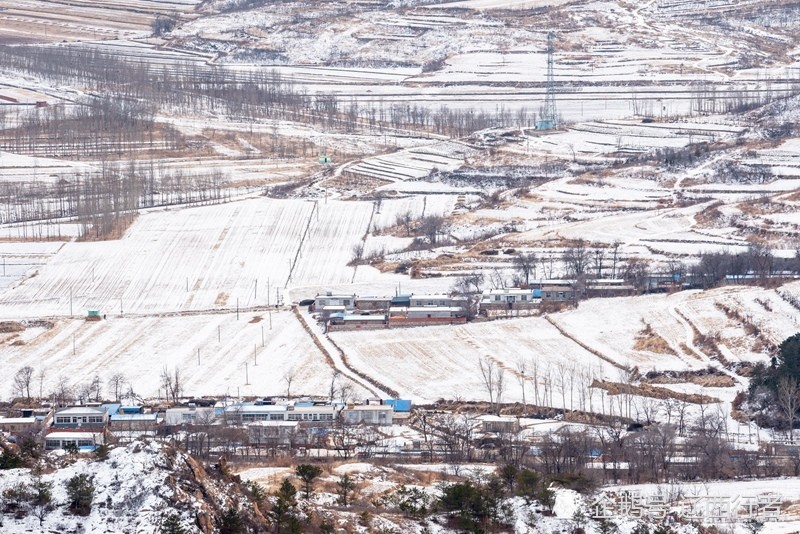 踏雪寻踪辽西北的村