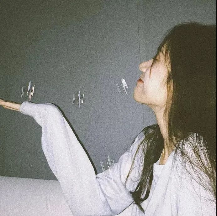 qq微信头像简单干净气质小清新女生头像