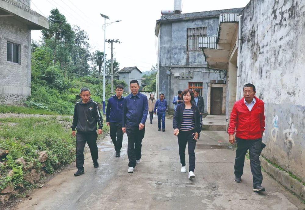 昆明有多少人口2019年_南宁有多少人口2020年(3)