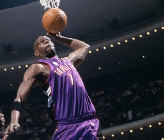 历史上的今天:四巨星出生 NBA第600万分诞生