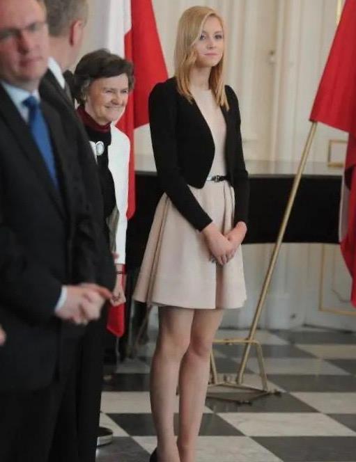 波兰总统女儿不输伊万卡,25岁担任总统顾问,靓丽外表为她加分
