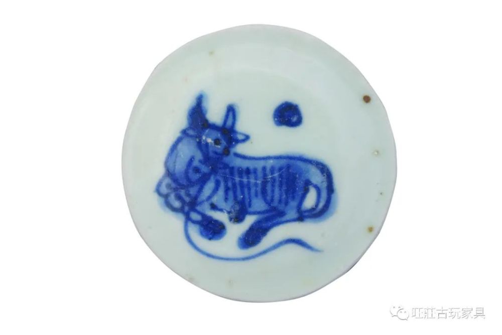 晚明青花上的吴牛喘月图