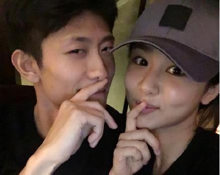 张一山隐瞒20多年的父亲终于曝光?原来是他,难怪有那么多资源