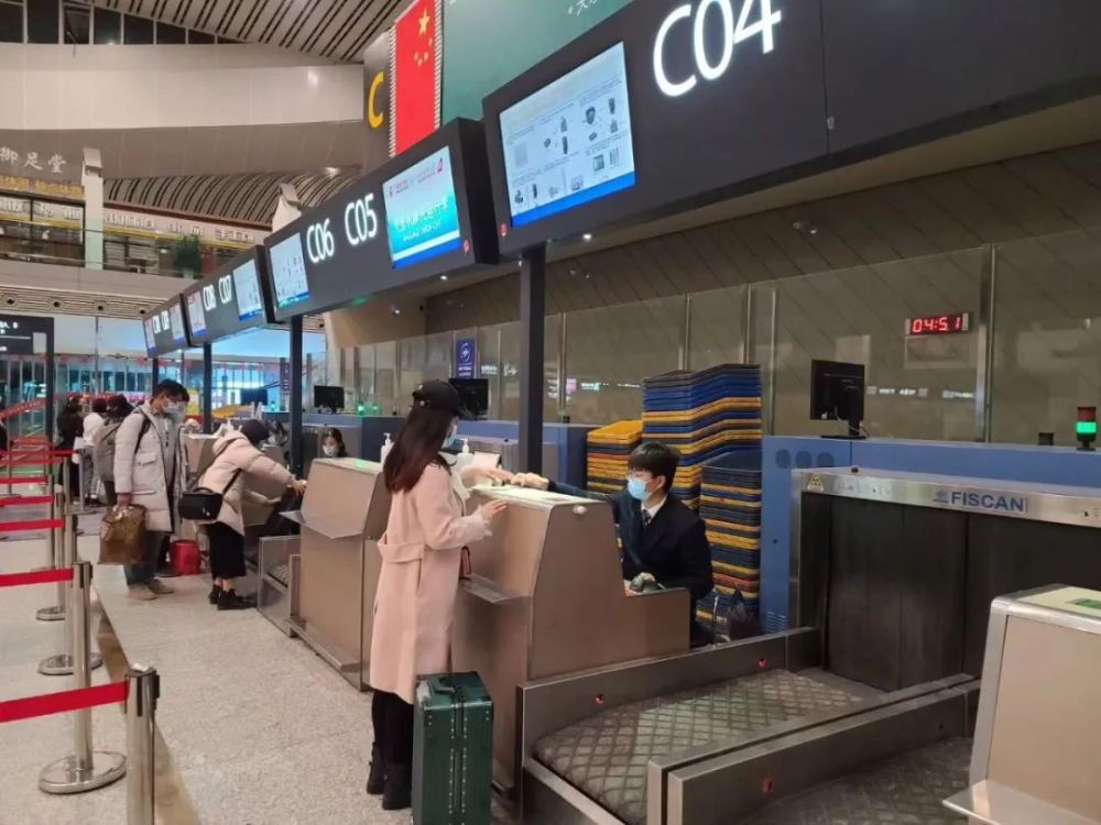 兰州中川机场:旅客凭绿码方可进入候机楼;客票退改政策也来啦!