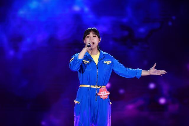 《星光大道》2020年度总决赛完美收官 张心心,黄绮雯获得年度总冠军