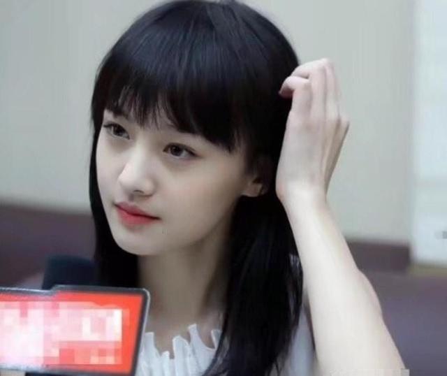 阚清子曾说郑爽大学时是班花,以为是玩笑,看到早期旧照彻底跪了