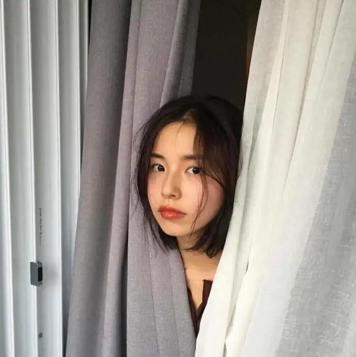 "朱砂痣久难消,你是否能知道"——头像女