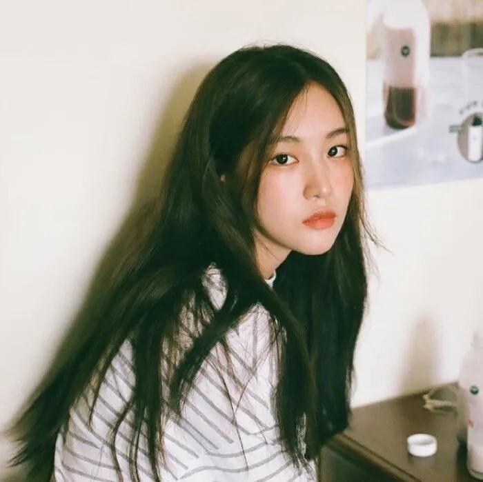 "朱砂痣久难消,你是否能知道"——头像女