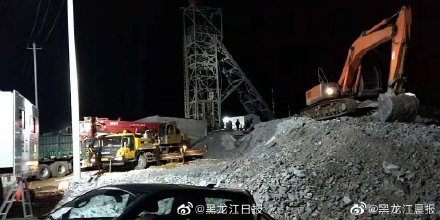 山东金矿爆炸22人被困迟报事故激起众怒