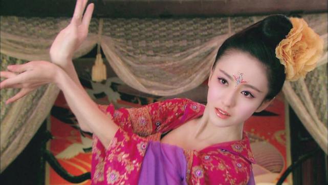 历史上的"四大妖姬",个个都是倾国倾城,四大美女也不能比