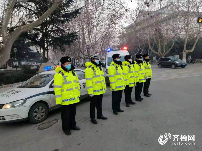 24小时勤务!潍坊临朐交警全员上路确保道路交通安全