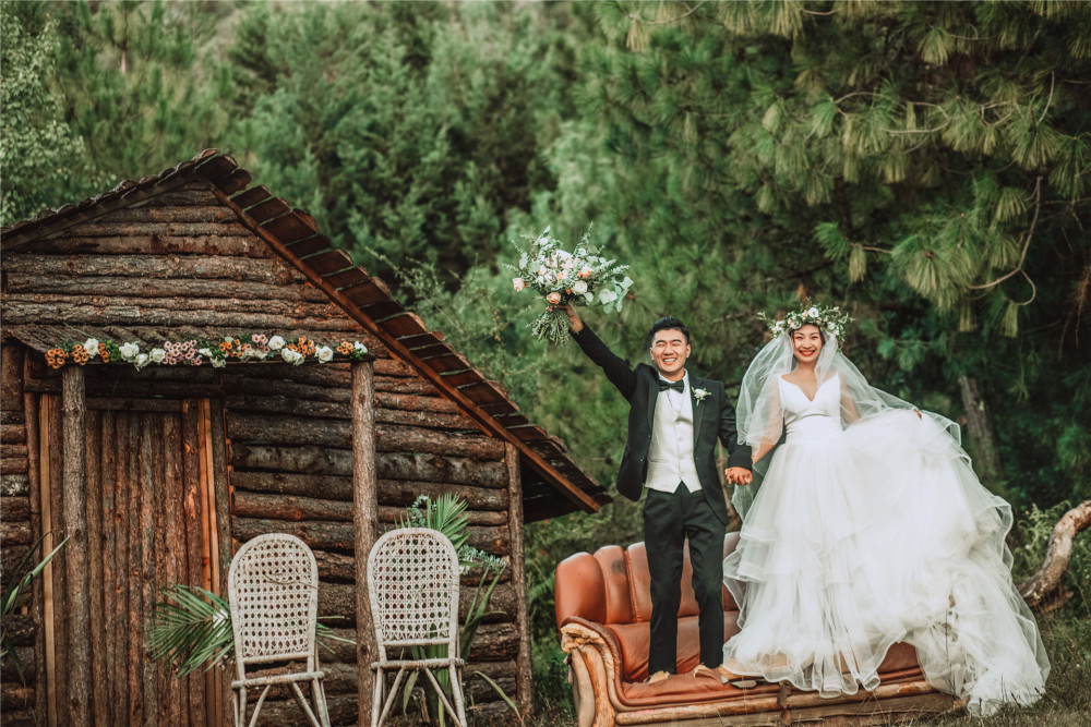丽江哪个婚纱摄影店比较好_丽江婚纱摄影照