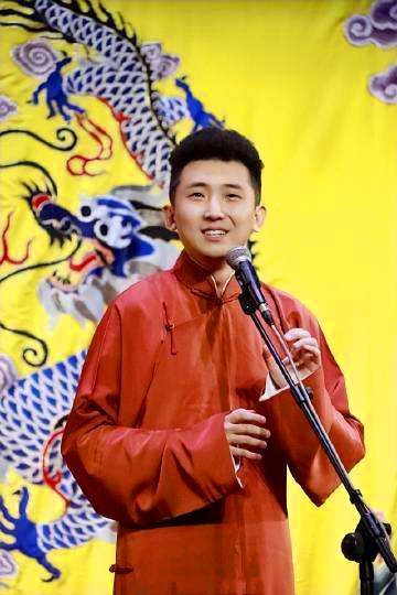 德云社也有很多来自东北的演员,他们可不是二人转交换生