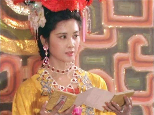 被传痴恋唐僧,婚后丁克多年,最美女儿国国王朱琳,如今