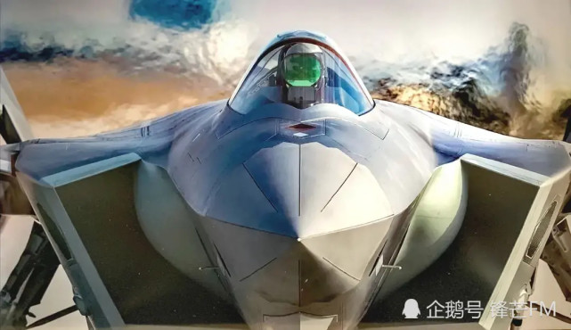 每一次新的亮相都是一次蜕变,歼20:我比你想象的还要好看!