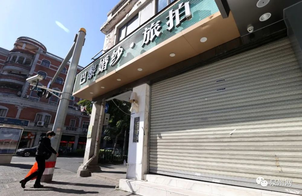 婚纱店倒闭