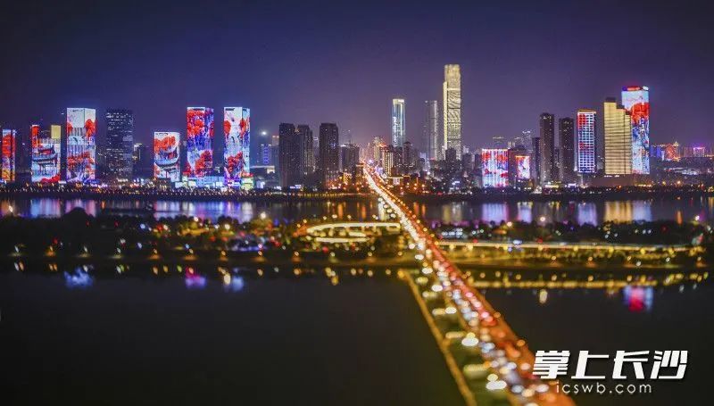 长沙夜景大"升级"!一键点亮20公里湘江两岸!