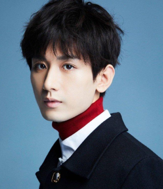 百度百科明星人气榜,杨紫第5,成毅第10,榜首让人骄傲