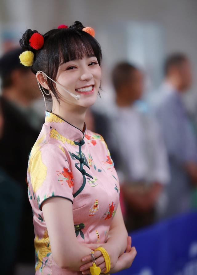 陈翔六点半冷檬社交平台晒照网友评论超萌超可爱