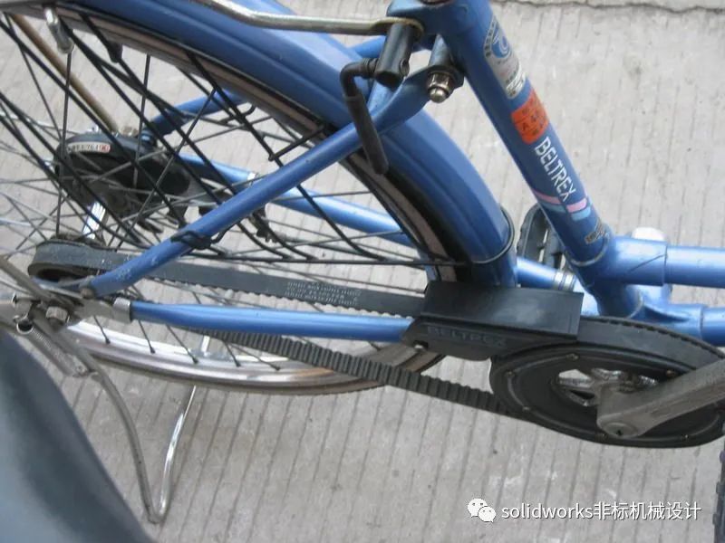 自行车为什么采用链传动?看似平常简单,却有很多道理