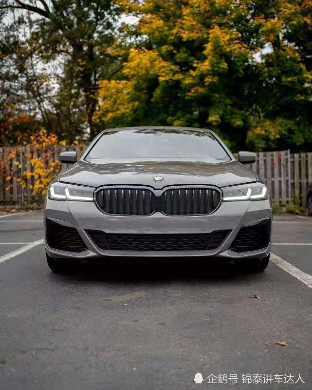 新bmw 540i中期改款|贝尔尼纳灰