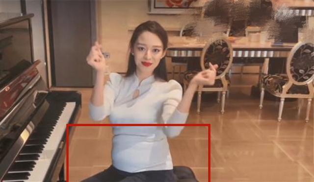 吉娜晒7个月孕照,被吐槽"制造焦虑,网友:放过普通人吧_腾讯新闻