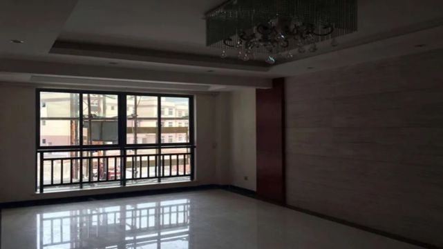 当然低密的土地属性,为花都广场·锦园所带来的居住优势还不仅仅只有
