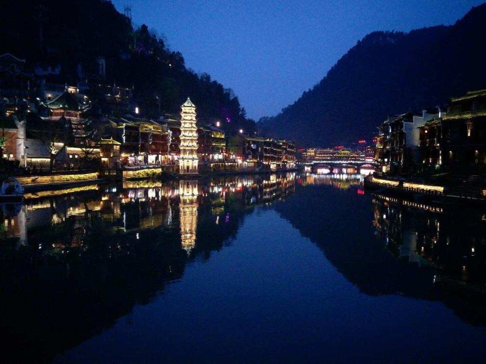 宜章县人口有多少_宜章县第十一中学图片(2)