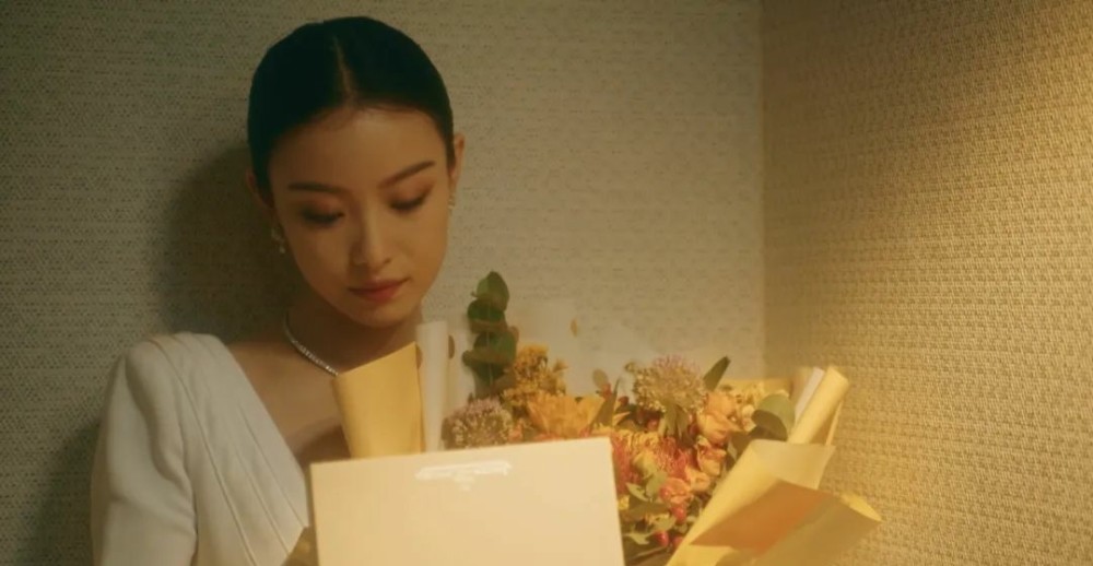 倪妮《流金岁月》:朱锁锁和叶谨言,明明喜欢,却注定不