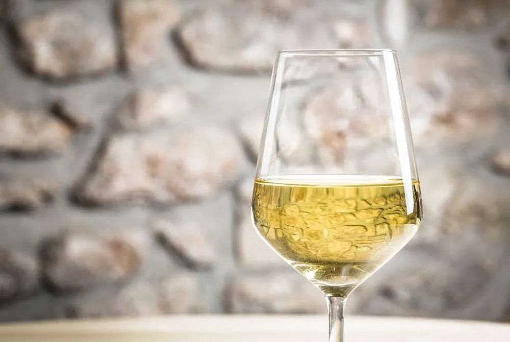 白酒真的不是"white wine,赶紧改过来!