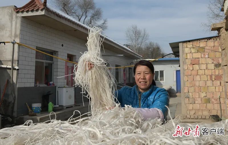 定西市小康路上的"她"力量