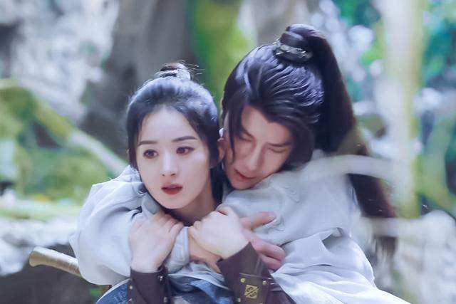 有翡大结局与原著不同,居然有吻戏,谢允入赘开始男文女武的生活