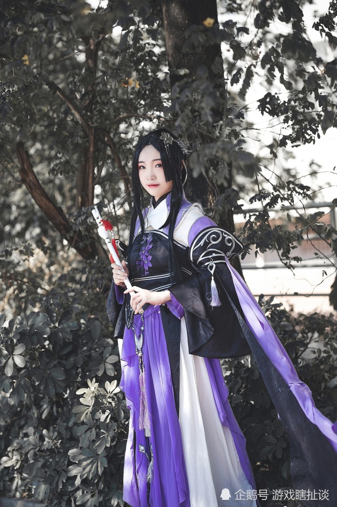 cos赏析:剑网三·燕云花姐