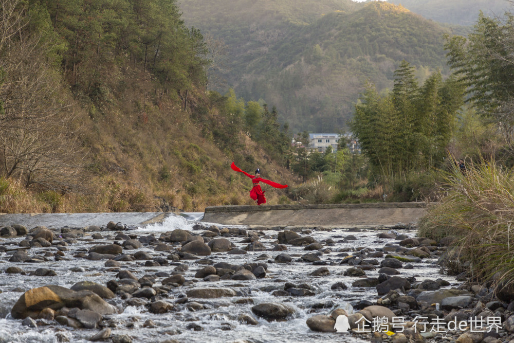 江西省上饶望仙乡有多少人口_上饶望仙谷图片