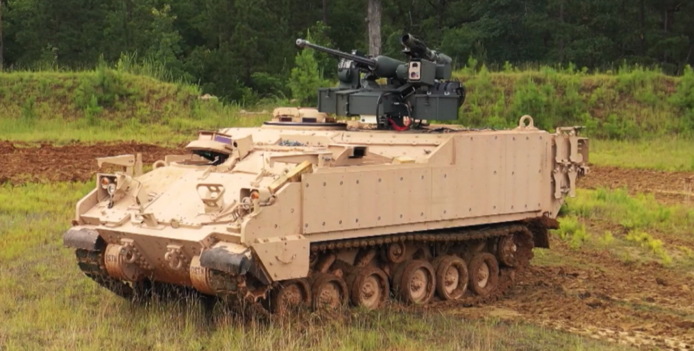 兵战车淘汰下来的车辆加以改装,现在的ampv装甲车只是在尽可能地保持