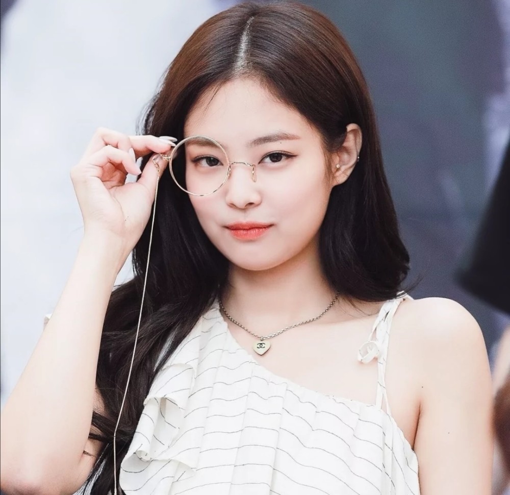 金珍妮头像丨祝人间香奈儿jennie生日快乐