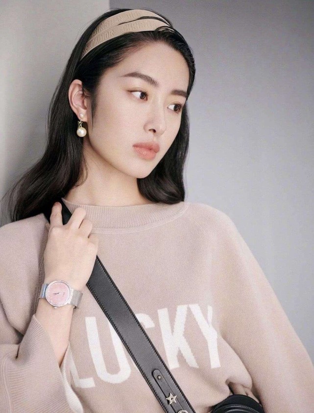 来自1992年的女星,湖北吴倩,北京杨紫,她们个个都是高