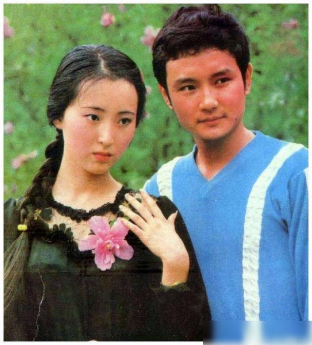 陈晓旭离世13年,当年陪她一同出家的痴情丈夫,如今还俗再娶了吗