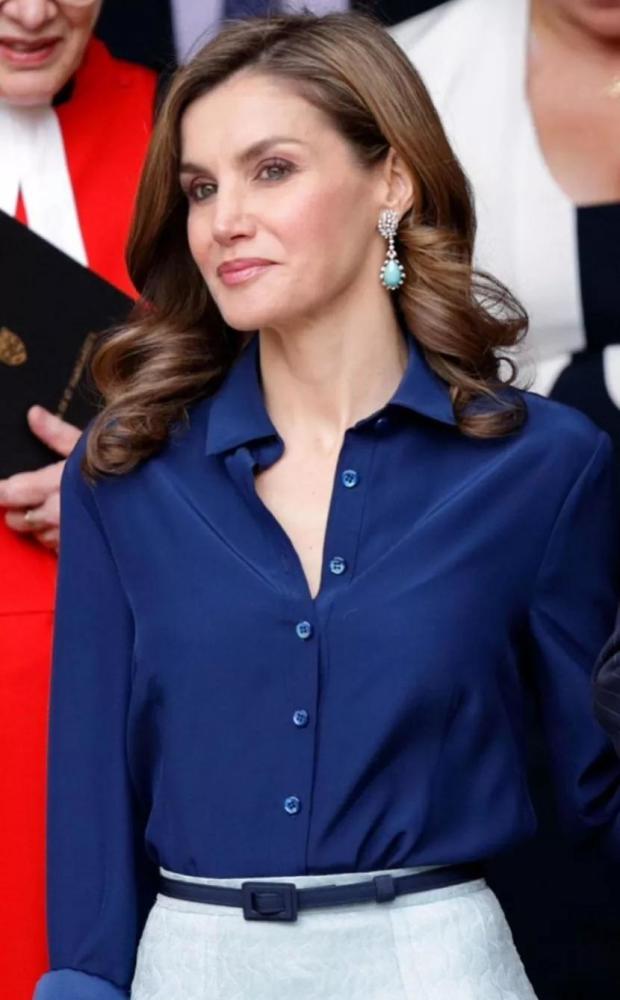 西班牙王室珠宝欣赏,项链能拆卸成手镯,设计独特巧妙